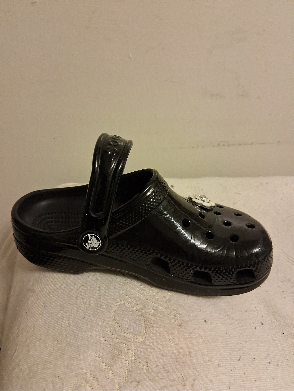 Kids Black Slip-On CROCS Clogs SizeJ1 - Picture 10 of 16